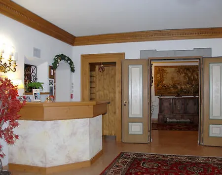 Principe فندق كورتينا دامبيتزو