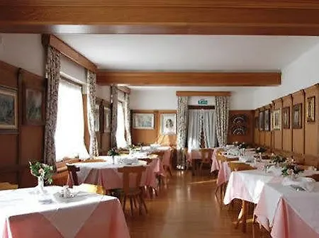 فندق Principe كورتينا دامبيتزو