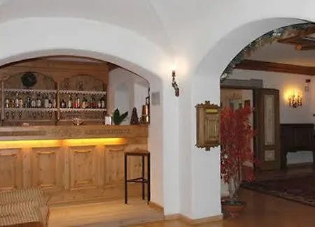 فندق Principe كورتينا دامبيتزو